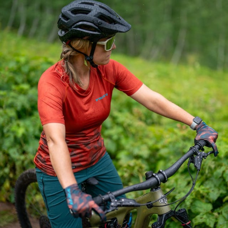 Yeti Cycles Women’s Enduro S/S Jersey