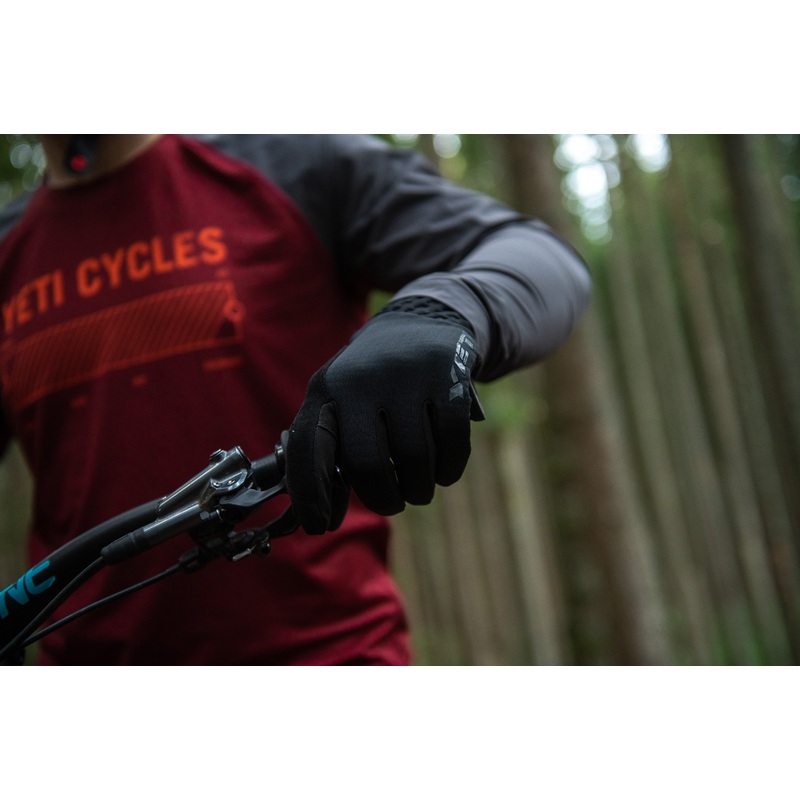 Yeti Cycles Polar Glove